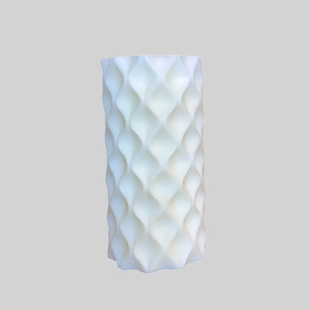 Geometric white candle
