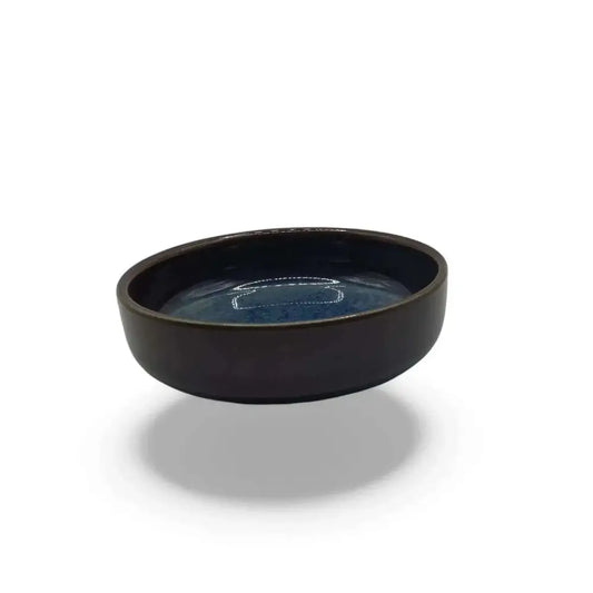 Black ceramic candle holder plate with blue accent, 9cm diameter, ideal for elegant candle arrangements.
