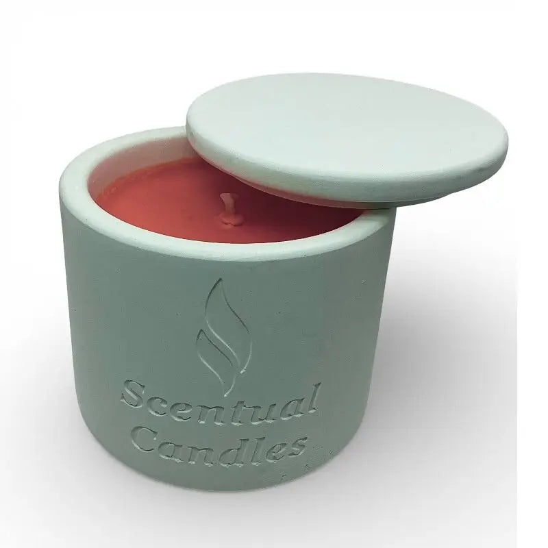 Fig and Cassis scented soy candle in elegant container