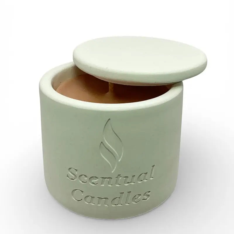Scentual Candles Banana Bread Candle, warm bakery aroma in white soy candle jar with lid, perfect for cozy home atmosphere.
