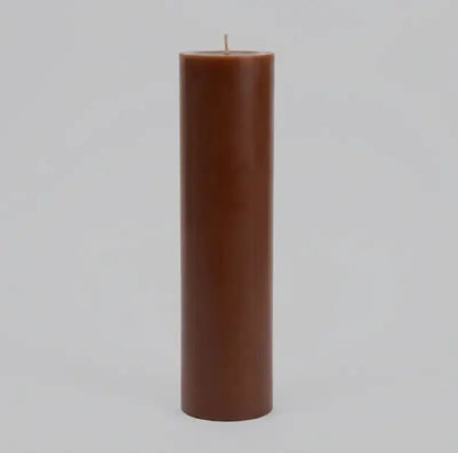 540g Round Australian Sandalwood Pillar Candle on a white background 