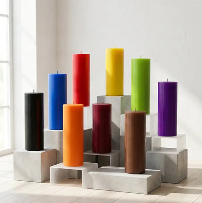 Big Candle displayed in various customisable colors and scents, showcasing bold décor options.