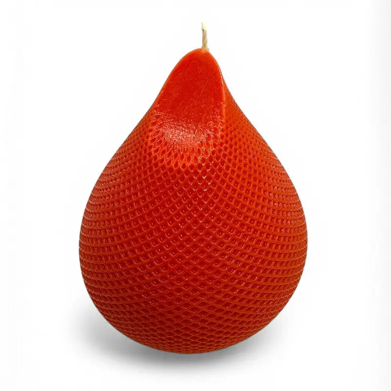 Water Drop Candle with geometric lattice texture design.